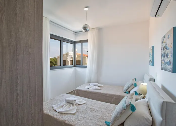 Colour Residences Vila