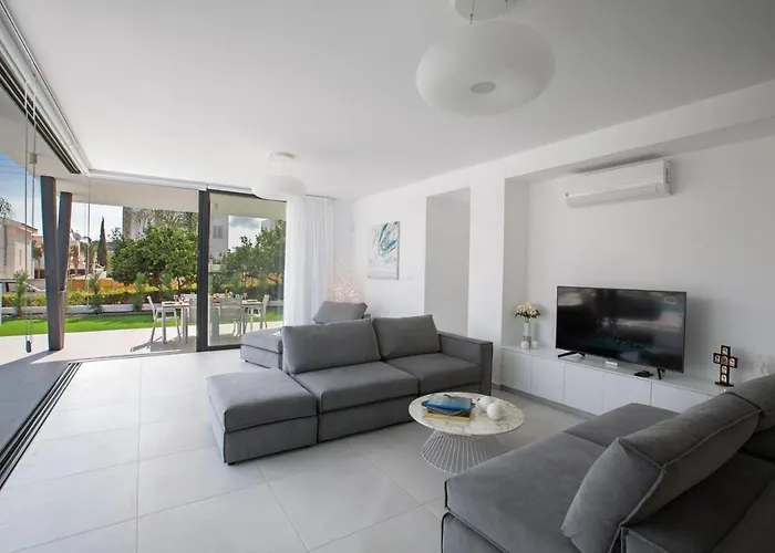 Colour Residences Vila Protaras