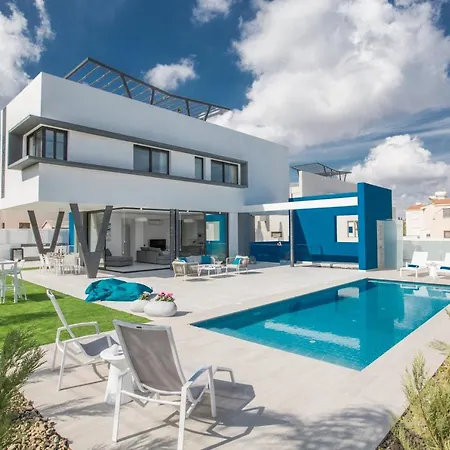 Colour Residences Willa