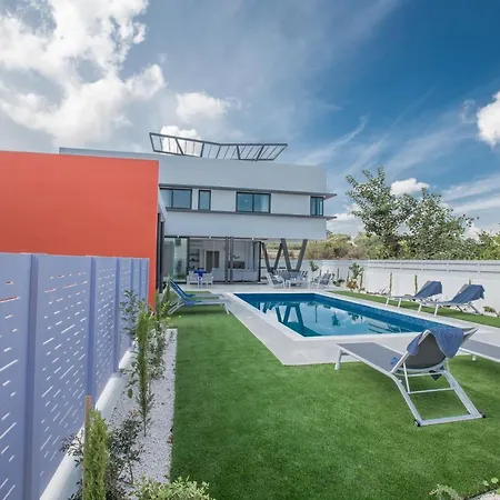 Colour Residences Villa Protaras