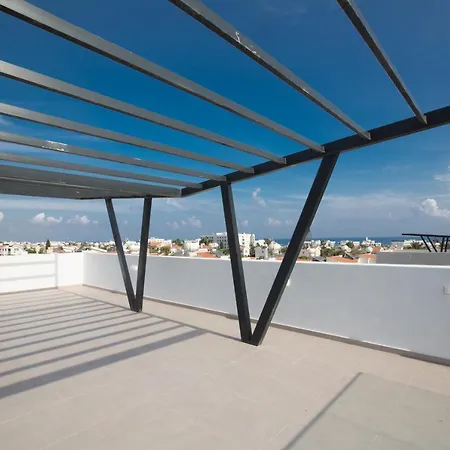 Colour Residences וילה פרוטאראס