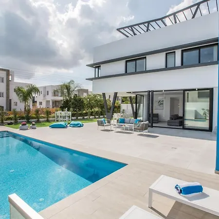 Colour Residences *