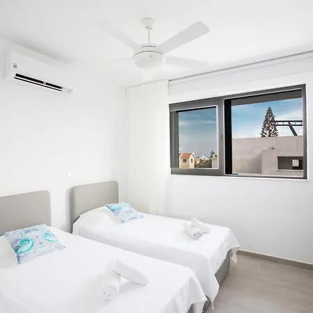 Colour Residences * פרוטאראס