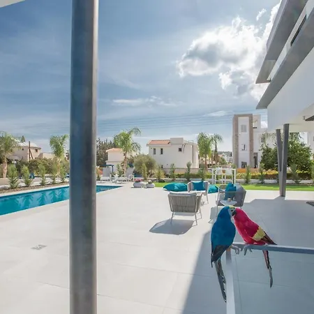 וילה Colour Residences פרוטאראס