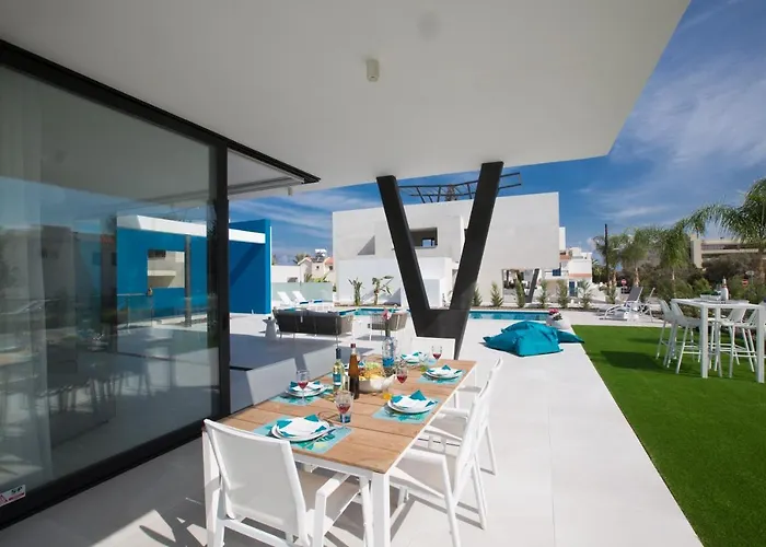 Colour Residences Villa Protaras
